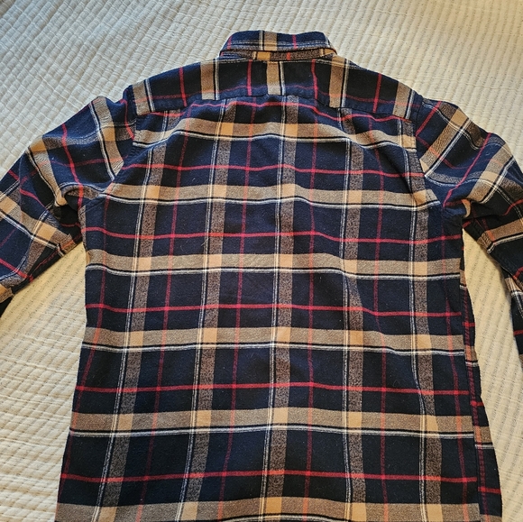 Banana Republic plaid flannel long sleeve  casual button-down shirt. Size medium - Picture 5 of 5